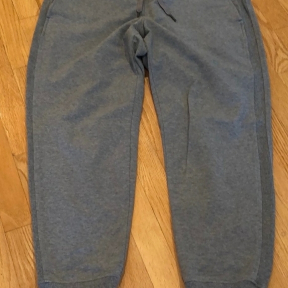 Lululemon EUC Warm Down Jogger Worn 2x Gray Sz 10 - Picture 3 of 6